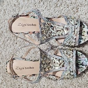 5 1/2 high heel sandals, with bling